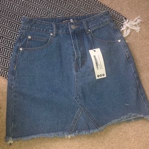 I bought it and it never fit me.